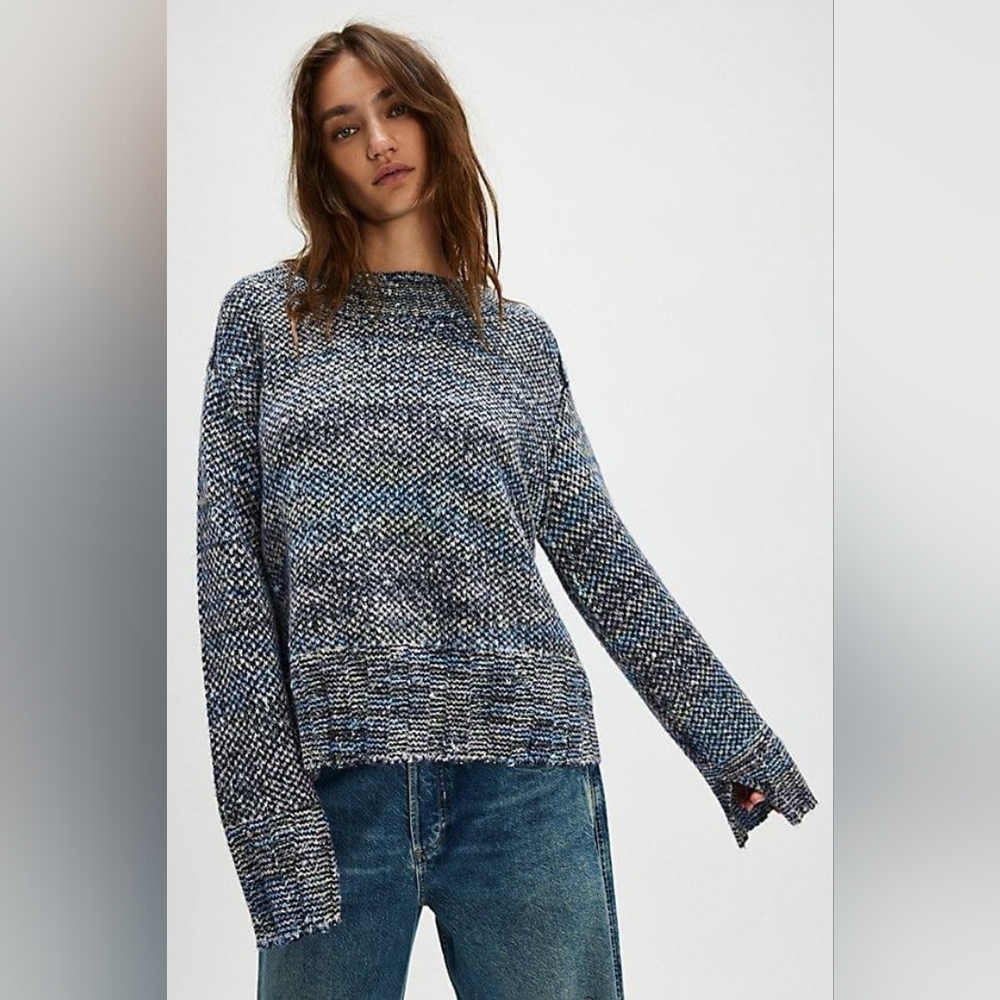 Free People Cotton Candy Super Soft Blue Gray Oversized Sweater Women's Size M